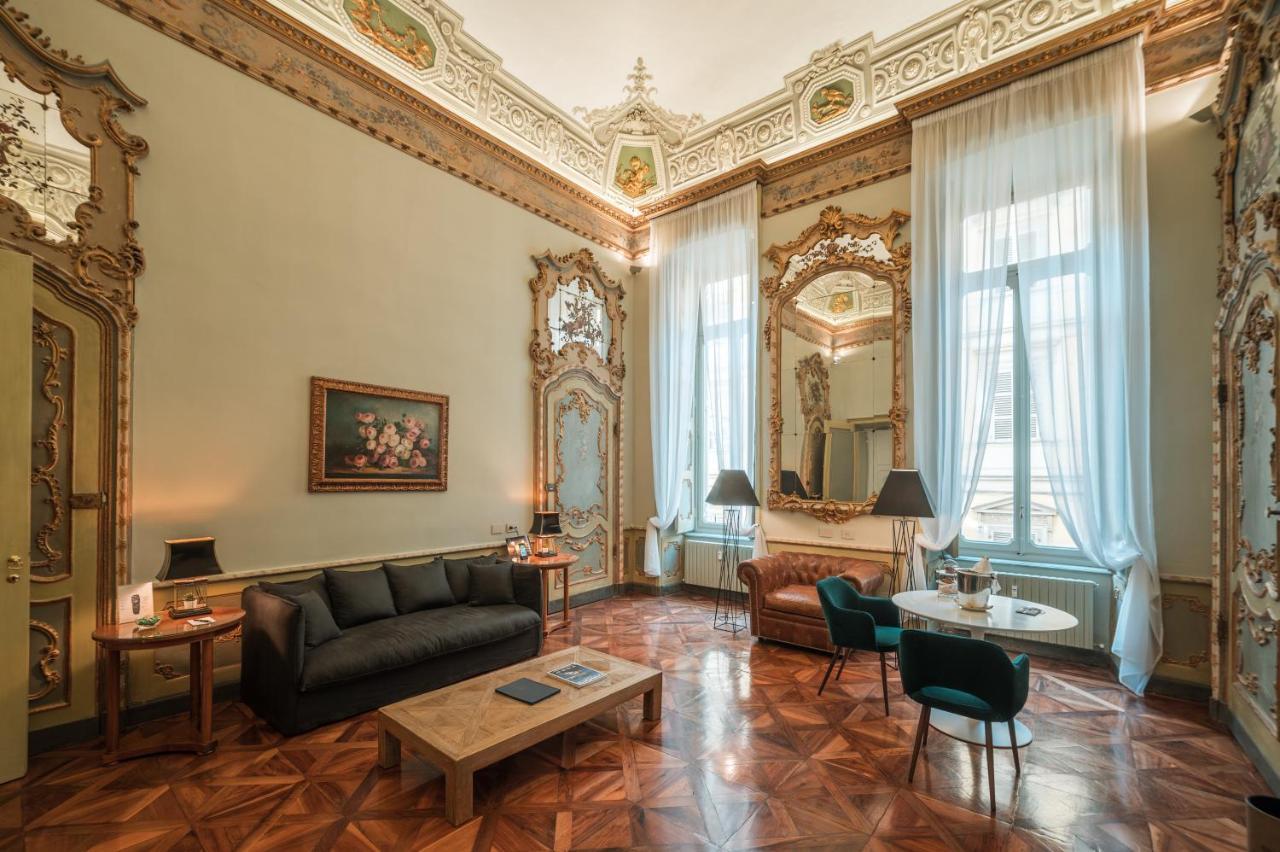 Royal Palace Hotel Torino Esterno foto