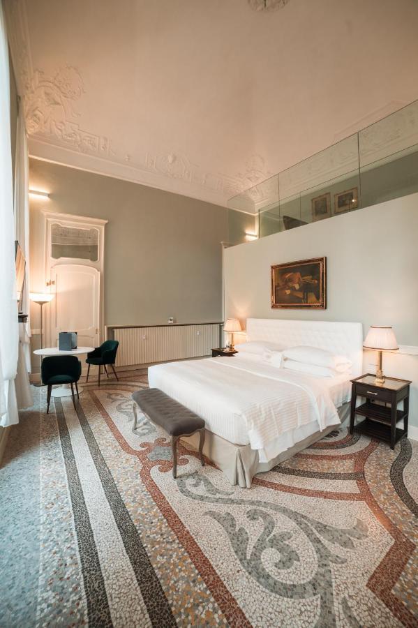 Royal Palace Hotel Torino Esterno foto